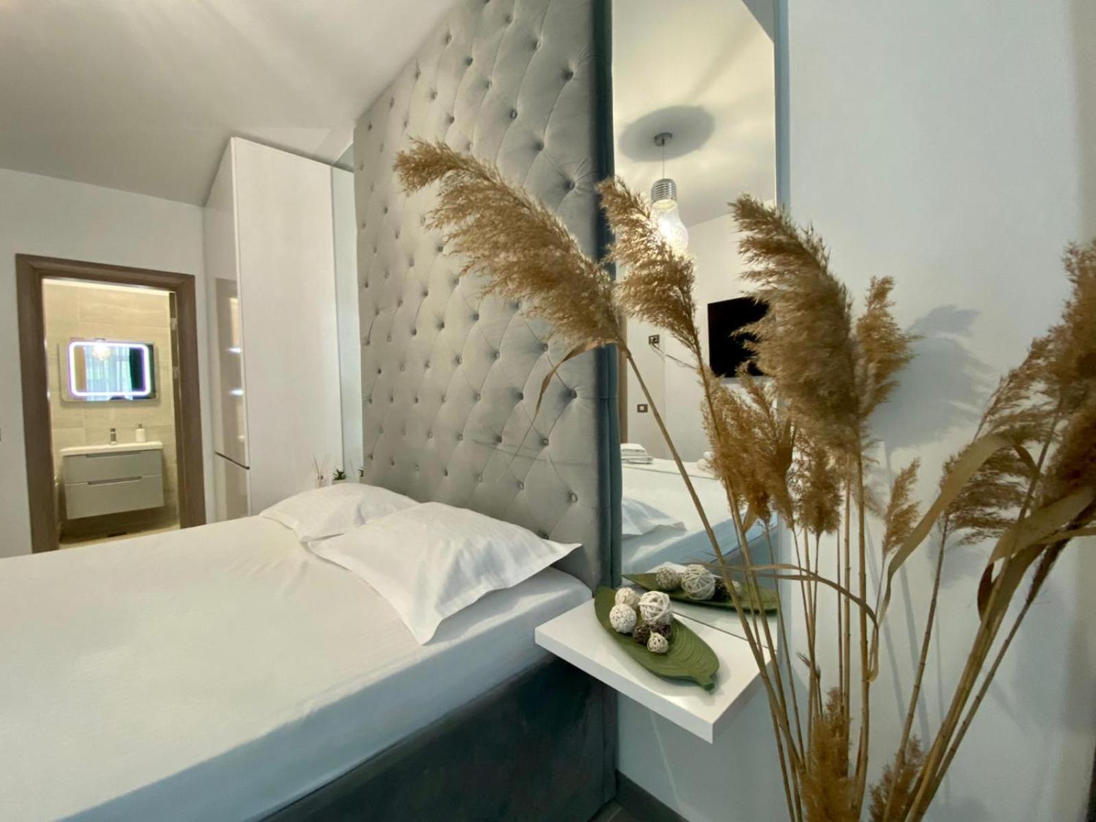 Iako Premium Apartament Năvodari Extérieur photo
